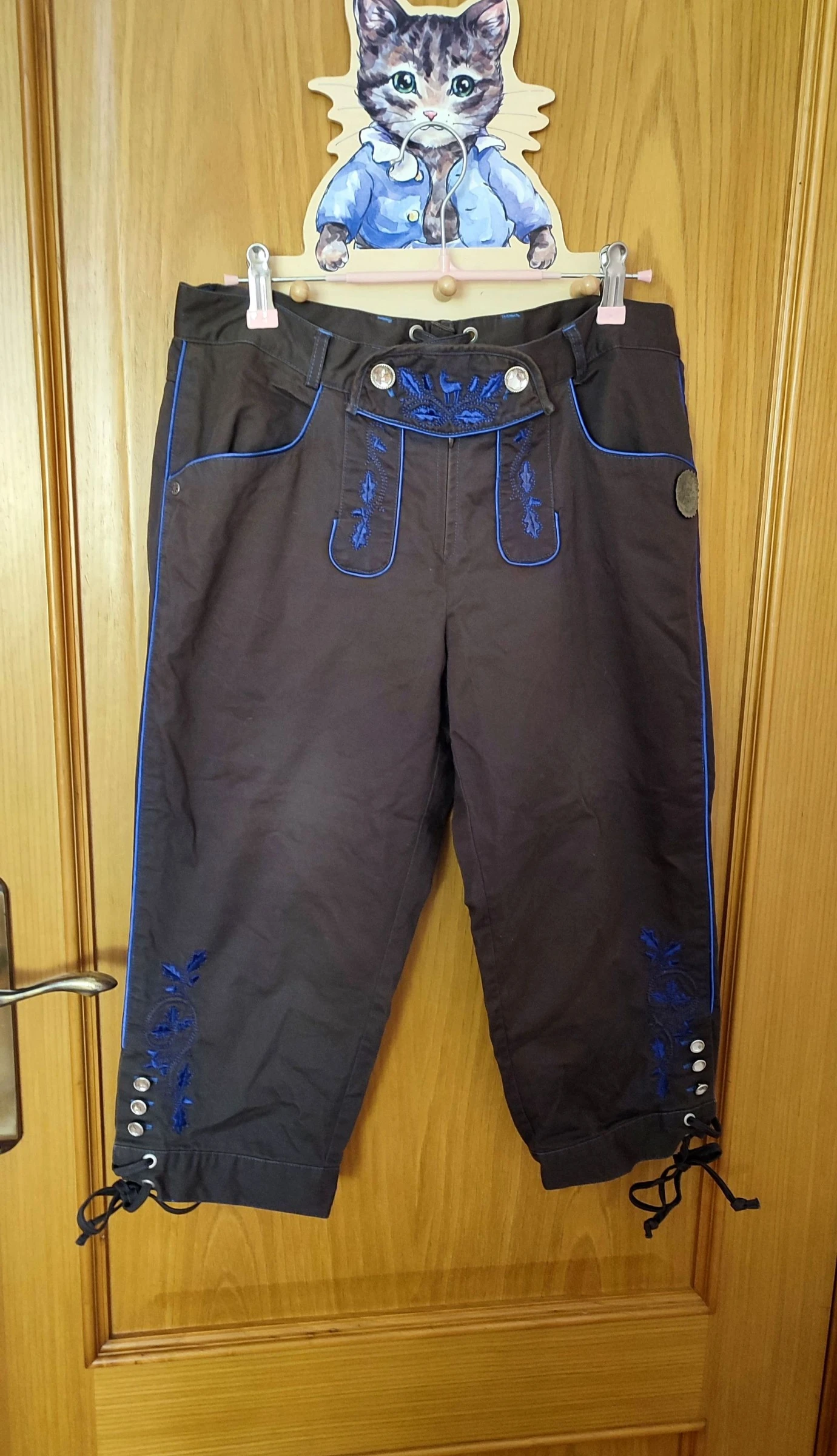 Calças Capri bordada vintage austríaca alemã  Pantalon autrichien allemand brodé Oktoberfest